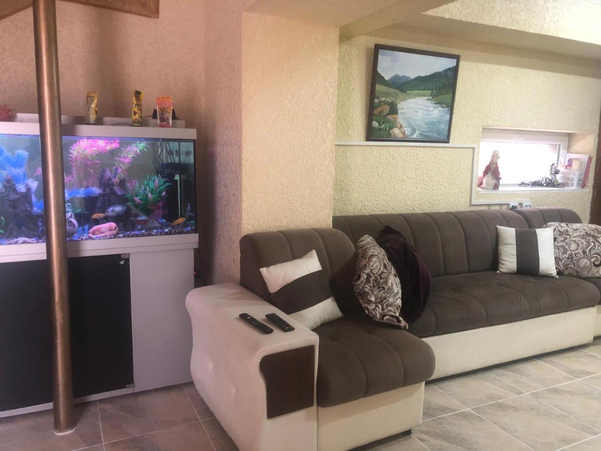 Sweet Home Hostel بيشكيك المظهر الخارجي الصورة