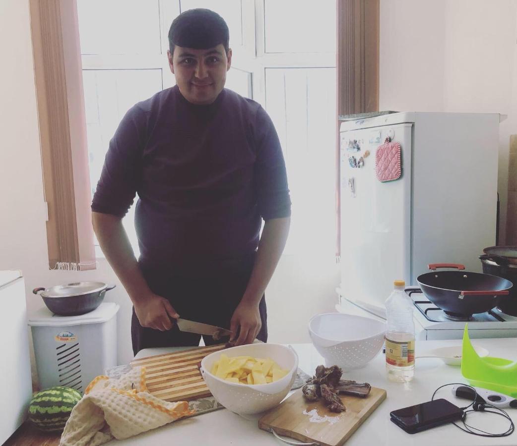Sweet Home Hostel بيشكيك المظهر الخارجي الصورة
