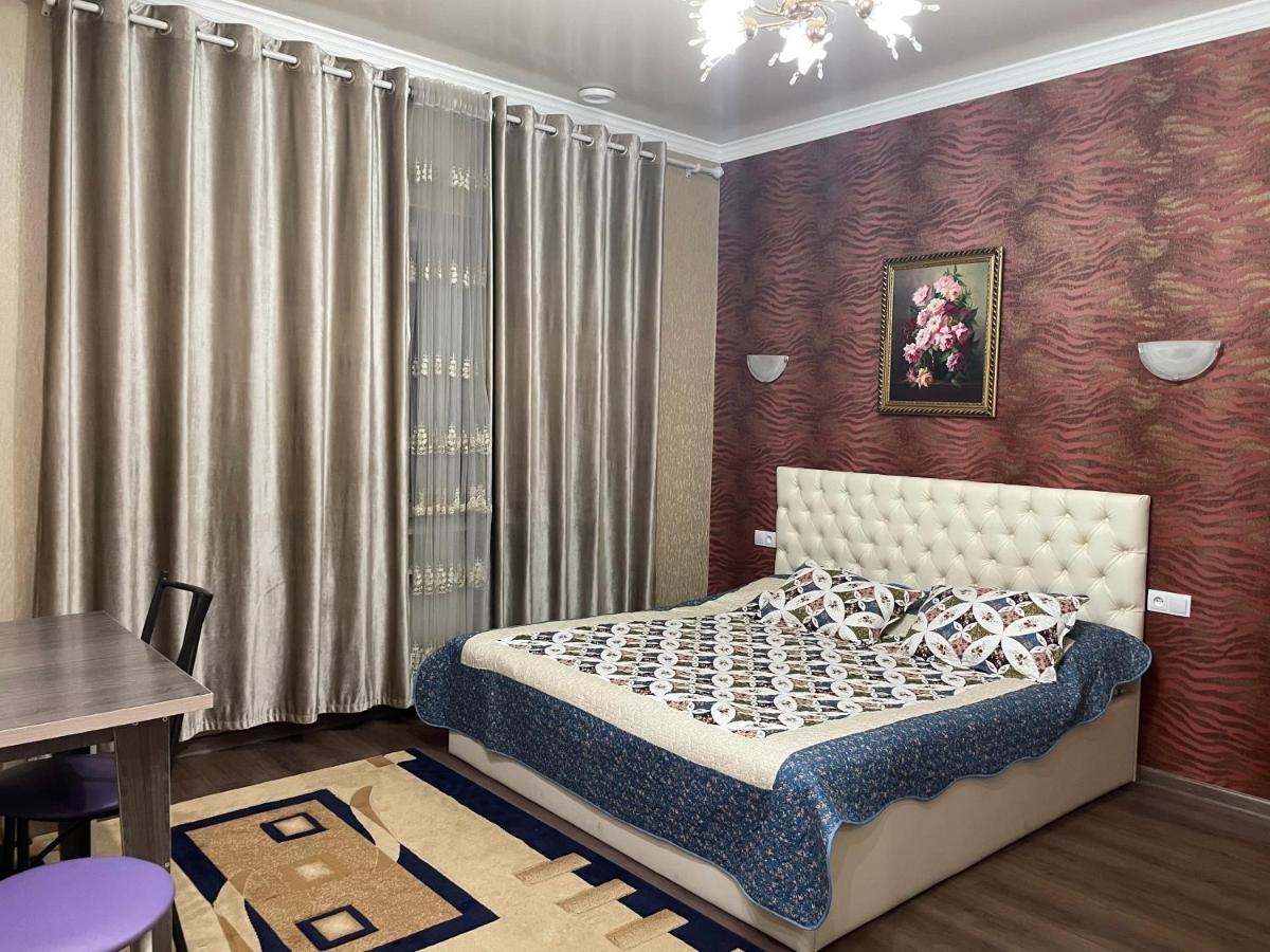 Sweet Home Hostel بيشكيك المظهر الخارجي الصورة