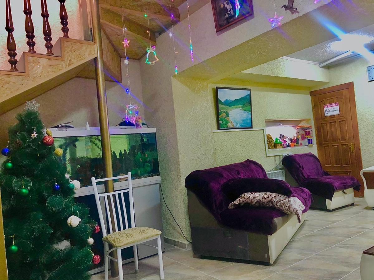 Sweet Home Hostel بيشكيك المظهر الخارجي الصورة